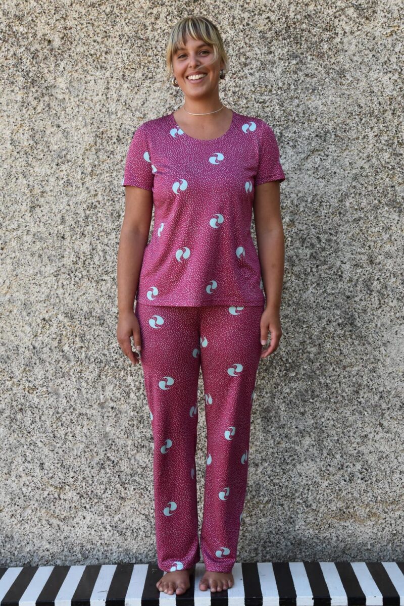Liten t-shirt Kärna Cerisröd & Mintblå